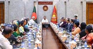 সমাজের সবাই এগিয়ে এলে অনেক বড় সমস্যার সমাধান করা সম্ভব: প্রধানমন্ত্রী